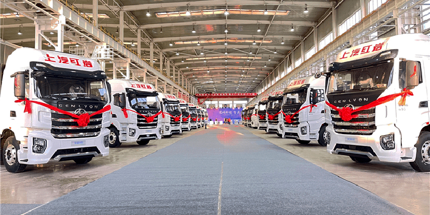 Китайский рынок грузовиков и автобусов обвалился в «год тигра» почти на треть 