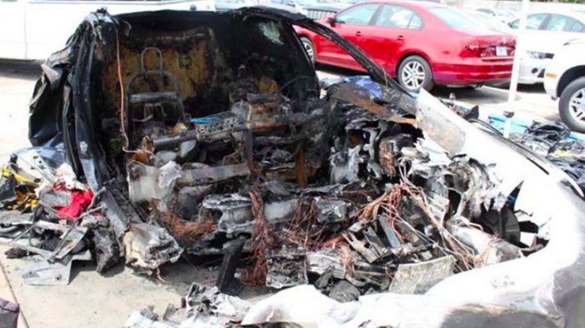 Tesla Model S трижды воспламенялась после аварии