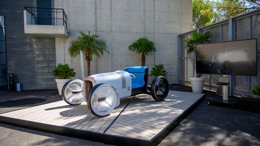 Электрический концепт Vision Mercedes Simplex создан по мотивам старейшего гоночного автомобиля Даймлер