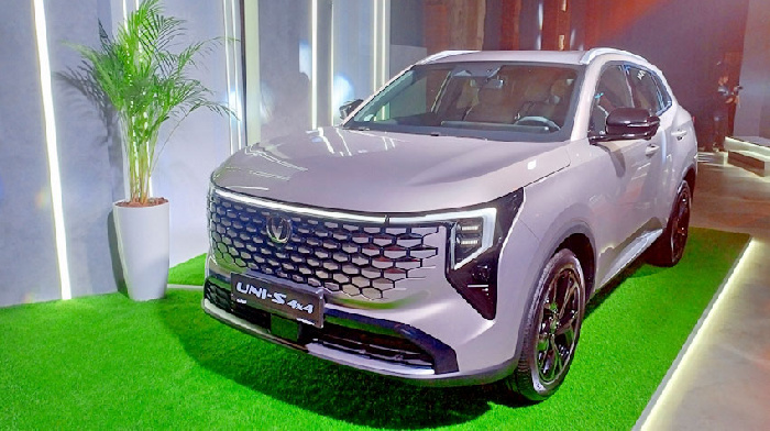 Рестайлинговый кроссовер UNI-S вывели на российский рынок официально