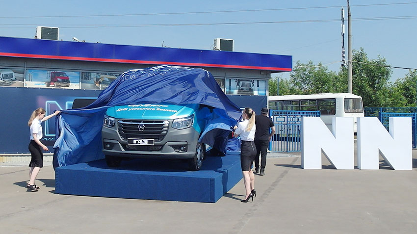 Дилеры ГАЗа начали прием заказов на новую полуторку ГАЗель NN