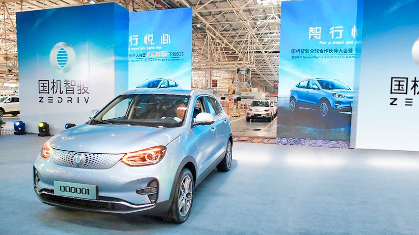 Китайский стартап Sinomach запускает конвейер по производству электромобилей ZEDRIV