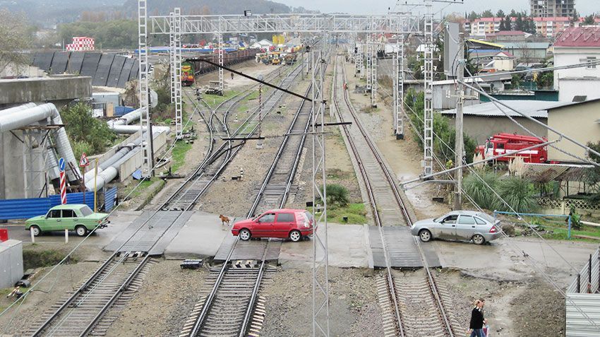 Госдума подняла штраф за проезд железнодорожного переезда в 5 раз