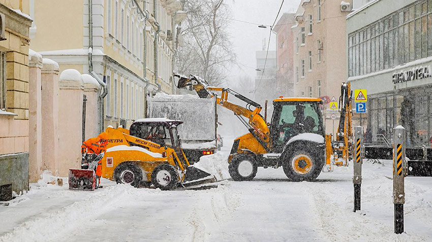 snegopad-uborka-zaharov-.jpg