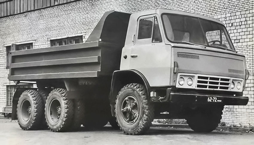 kamaz-e5510_opytnyj_1969.jpg