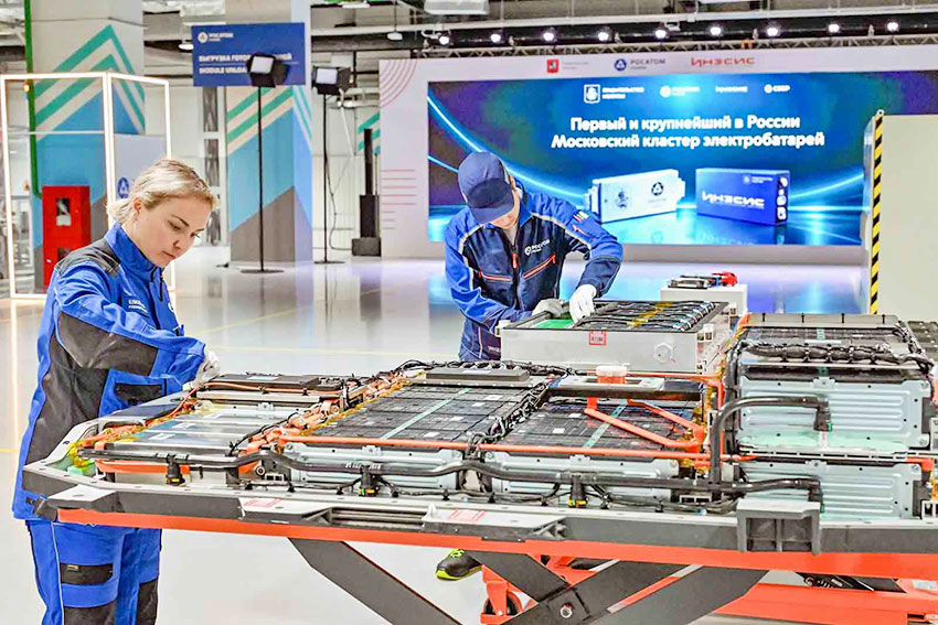 vn1_novikov.jpg