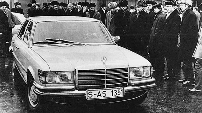 mercedes-benz_s-klasse_1973_in_USSR.jpg