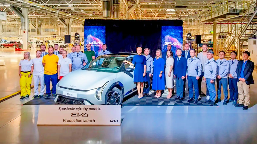 Kia_EV4_plant.jpg