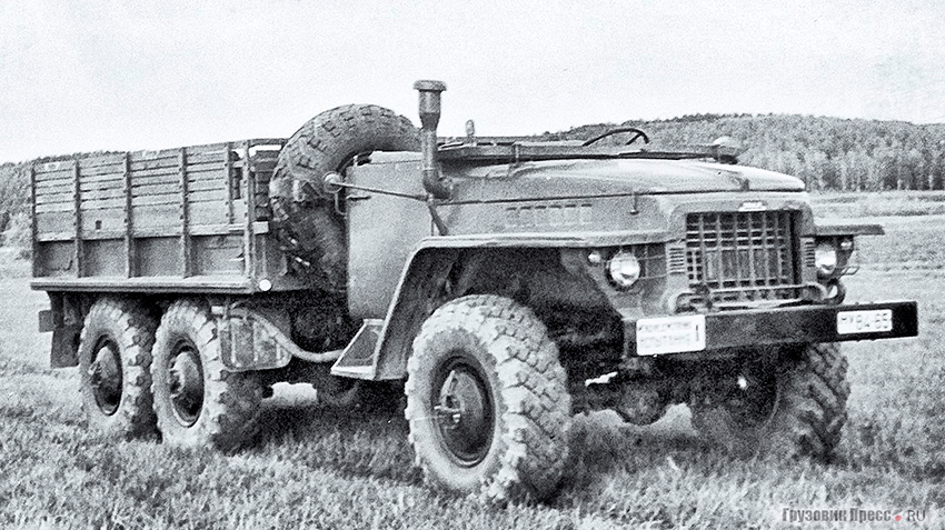 Ural-375A.gif