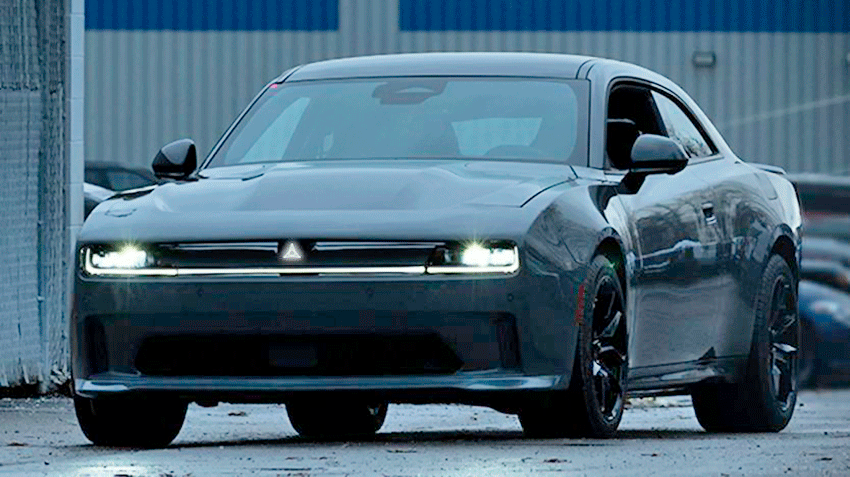 new-dodge-charger-2025.gif