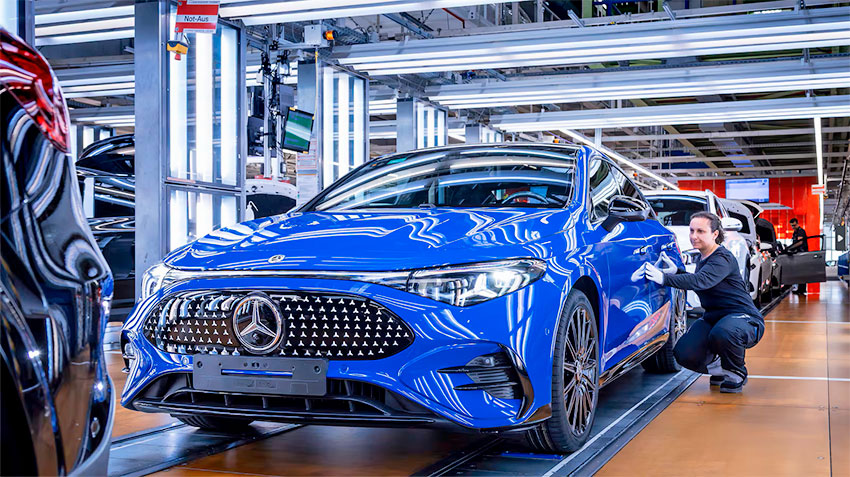 Mercedes_plant_Baden-Wurtemberg.jpg