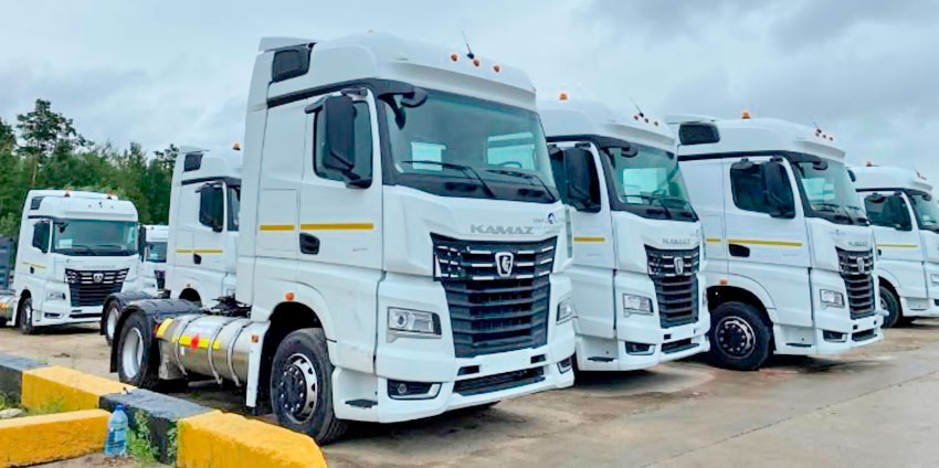 KAMAZ_54901_CNG.jpg