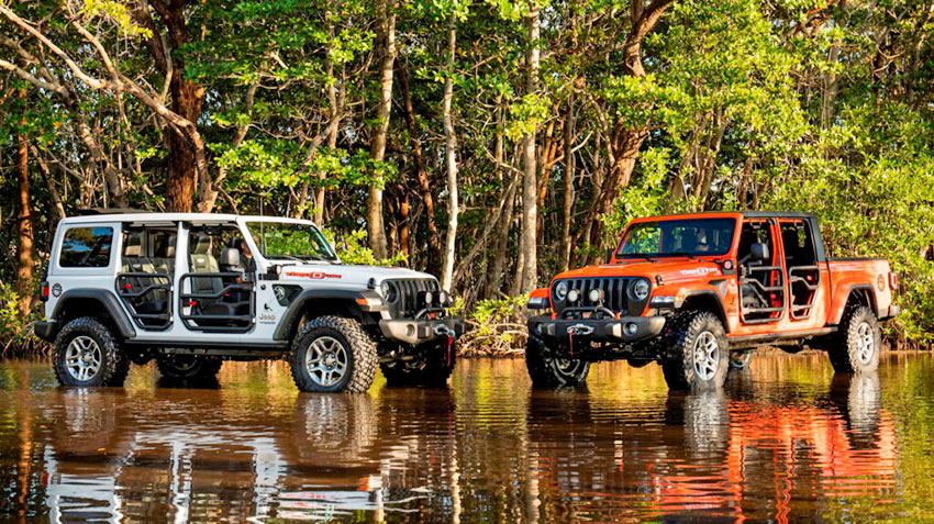wrangler-vs-gladiator.jpg