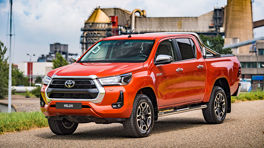 toyota_hilux_double_cab.jpg
