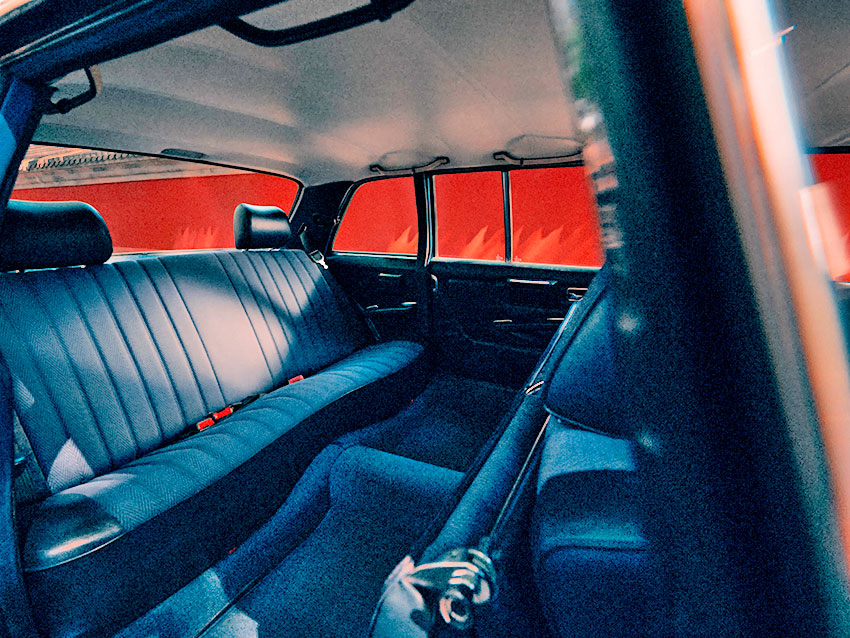 mercedes-benz_250_limousine.jpg