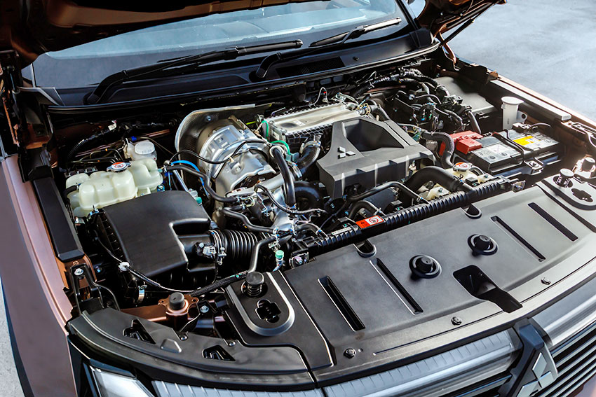 mitsubishi_pajero14.jpg