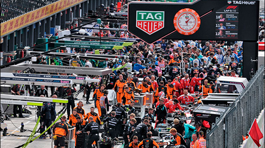 race-redflag.jpg