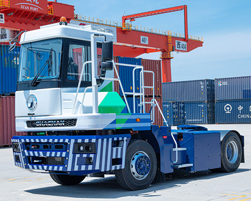 Shacman_Pure_Electric_Terminal_Tractor.jpg
