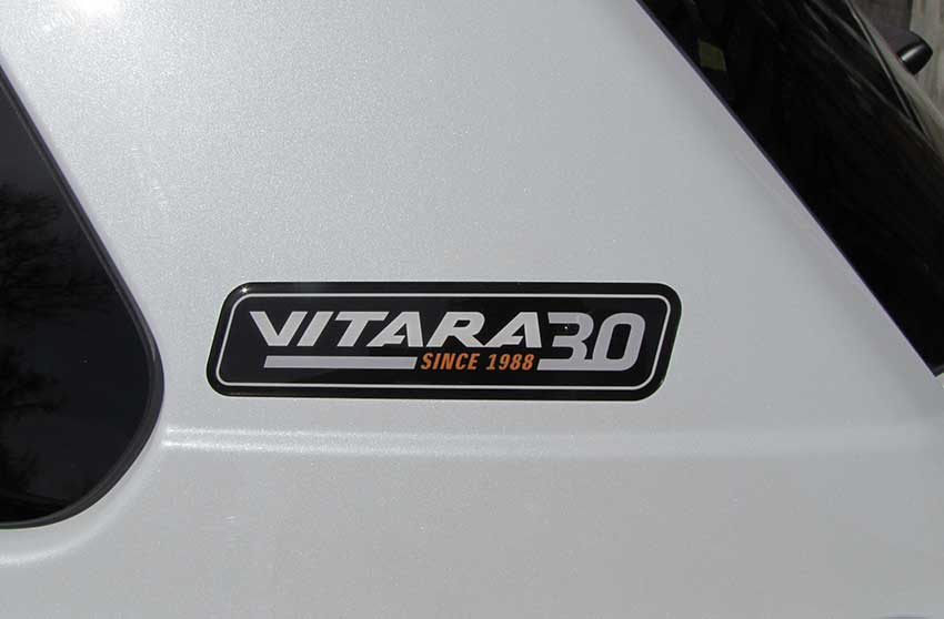 Vitara_30_logo.jpg