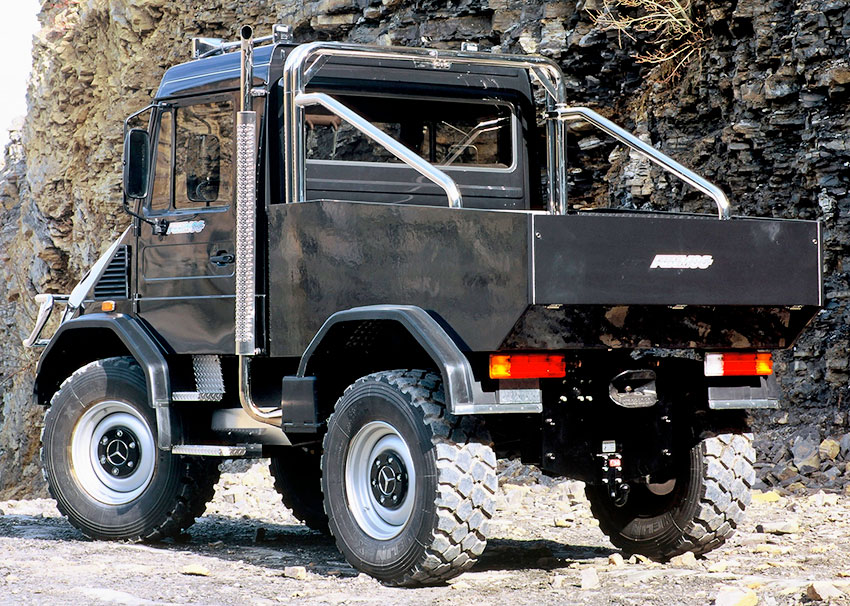 mercedes-benz_unimog_u_90_funmog_2.jpg