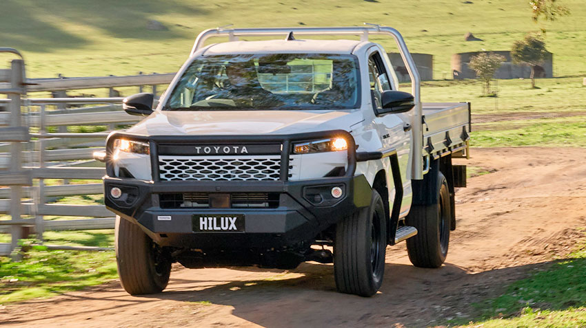 toyota_hilux_workmate_single_cab4.jpg
