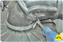 СНЯТИЕ И УСТАНОВКА ВОЗДУШНОГО ФИЛЬТРА ДВИГАТЕЛЯ УМЗ-4216, Шаг 6